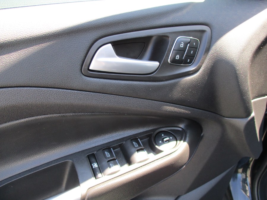 2014 Ford Escape 4WD 4dr Titanium, available for sale in West Babylon, New York | New Gen Auto Group. West Babylon, New York 2014 Ford Escape 4WD 4dr Titanium, available for sale in West Babylon, New York | New Gen Auto Group. West Babylon, New York