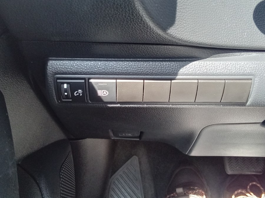 2021 Toyota Corolla LE CVT (Natl), available for sale in Irvington, New Jersey | NJ Used Cars Center. Irvington, New Jersey 2021 Toyota Corolla LE CVT (Natl), available for sale in Irvington, New Jersey | NJ Used Cars Center. Irvington, New Jersey