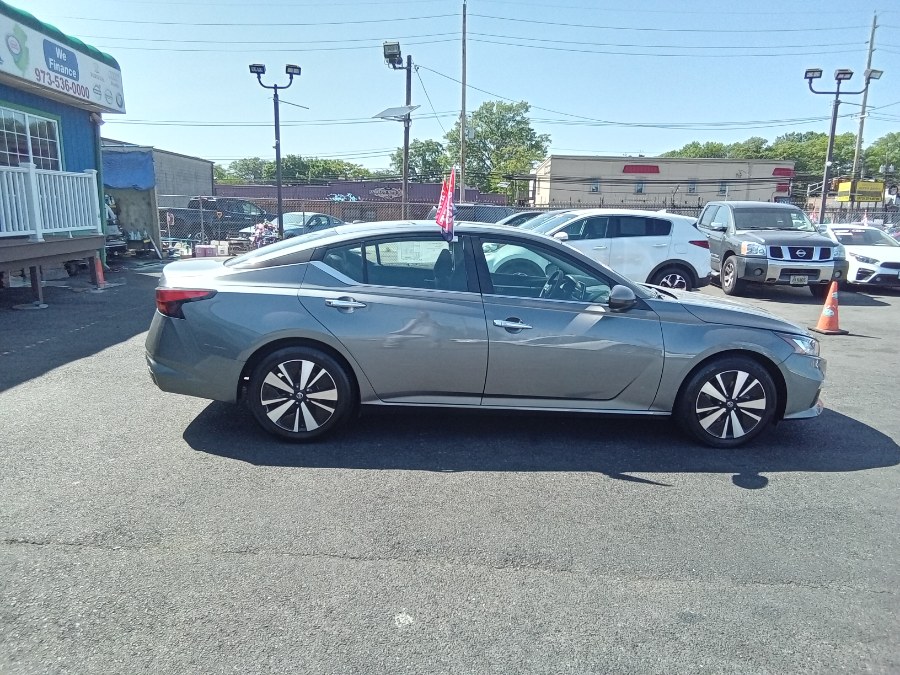 2022 Nissan Altima 2.5 SV Sedan, available for sale in Irvington, New Jersey | NJ Used Cars Center. Irvington, New Jersey 2022 Nissan Altima 2.5 SV Sedan, available for sale in Irvington, New Jersey | NJ Used Cars Center. Irvington, New Jersey