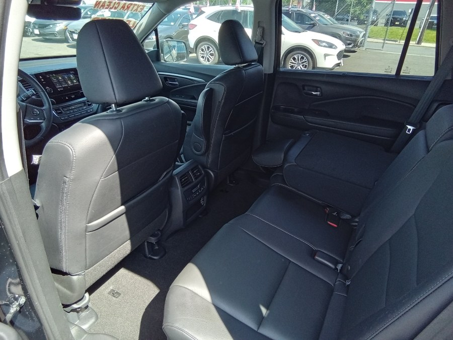 2020 Honda Pilot EX-L AWD, available for sale in Irvington, New Jersey | NJ Used Cars Center. Irvington, New Jersey 2020 Honda Pilot EX-L AWD, available for sale in Irvington, New Jersey | NJ Used Cars Center. Irvington, New Jersey