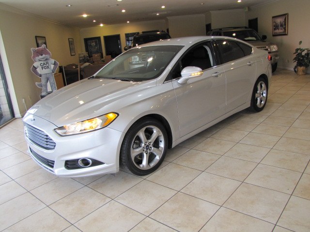 2014 Ford Fusion 4dr Sdn SE FWD, available for sale in Placentia, California | Auto Network Group Inc. Placentia, California 2014 Ford Fusion 4dr Sdn SE FWD, available for sale in Placentia, California | Auto Network Group Inc. Placentia, California