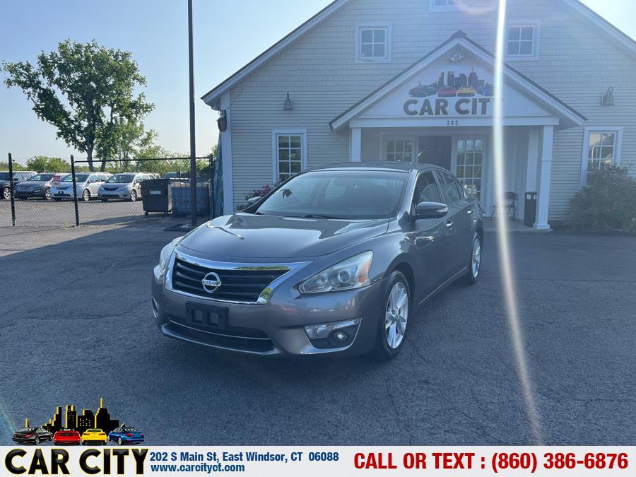 2014 Nissan Altima 4dr Sdn I4 2.5 SV, available for sale in East Windsor, Connecticut | Car City LLC. East Windsor, Connecticut