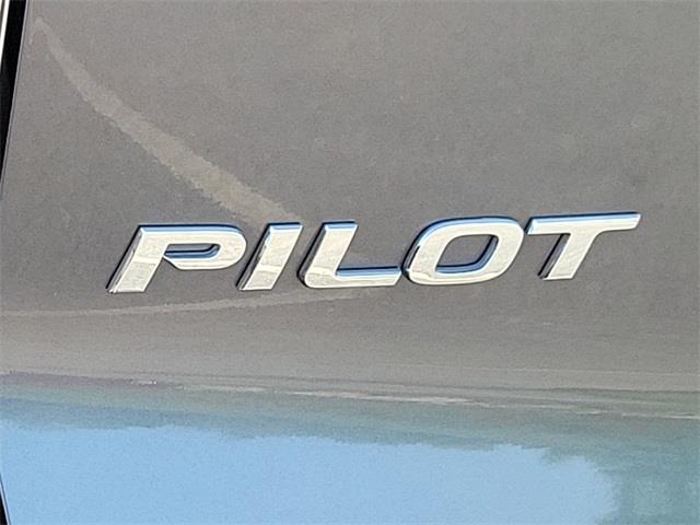2019 Honda Pilot EX-L, available for sale in Avon, Connecticut | Sullivan Automotive Group. Avon, Connecticut
