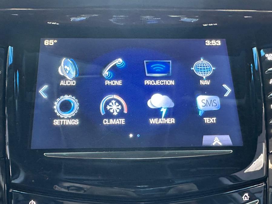 2019 Cadillac Escalade 4WD 4dr Luxury, available for sale in Inwood, New York | 5 Towns Drive. Inwood, New York 2019 Cadillac Escalade 4WD 4dr Luxury, available for sale in Inwood, New York | 5 Towns Drive. Inwood, New York