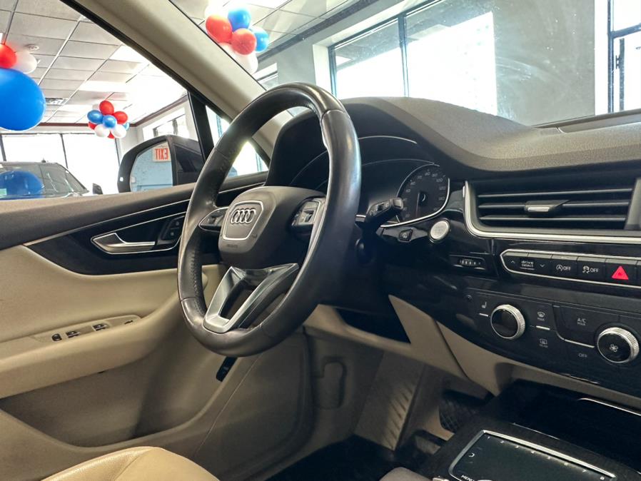 2018 Audi Q7 3.0 TFSI Premium, available for sale in Inwood, New York | 5 Towns Drive. Inwood, New York 2018 Audi Q7 3.0 TFSI Premium, available for sale in Inwood, New York | 5 Towns Drive. Inwood, New York