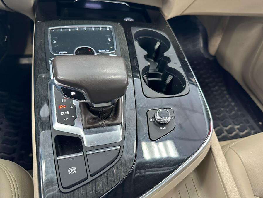 2018 Audi Q7 3.0 TFSI Premium, available for sale in Inwood, New York | 5 Towns Drive. Inwood, New York 2018 Audi Q7 3.0 TFSI Premium, available for sale in Inwood, New York | 5 Towns Drive. Inwood, New York