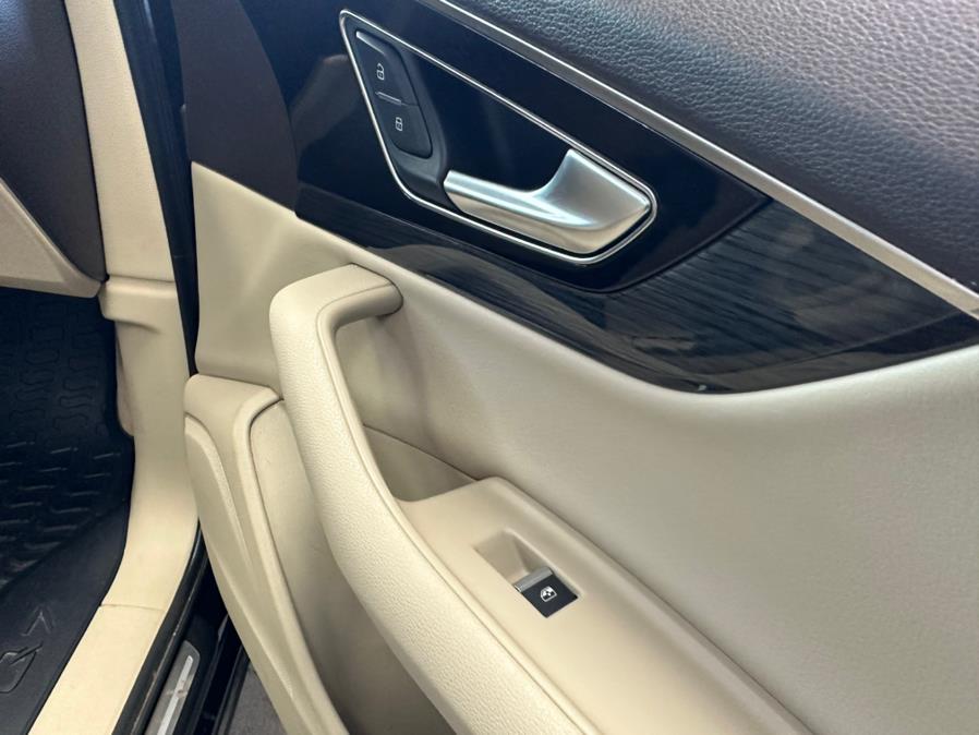 2018 Audi Q7 3.0 TFSI Premium, available for sale in Inwood, New York | 5 Towns Drive. Inwood, New York 2018 Audi Q7 3.0 TFSI Premium, available for sale in Inwood, New York | 5 Towns Drive. Inwood, New York