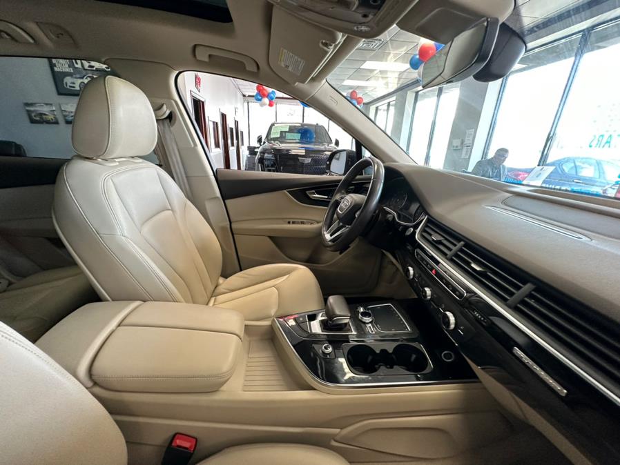 2018 Audi Q7 3.0 TFSI Premium, available for sale in Inwood, New York | 5 Towns Drive. Inwood, New York 2018 Audi Q7 3.0 TFSI Premium, available for sale in Inwood, New York | 5 Towns Drive. Inwood, New York