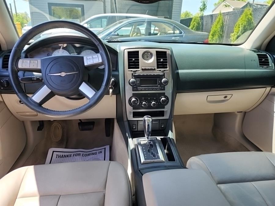 2005 Chrysler 300 4dr Sdn 300 Touring *Ltd Avail*, available for sale in Islip, New York | L.I. Auto Gallery. Islip, New York 2005 Chrysler 300 4dr Sdn 300 Touring *Ltd Avail*, available for sale in Islip, New York | L.I. Auto Gallery. Islip, New York