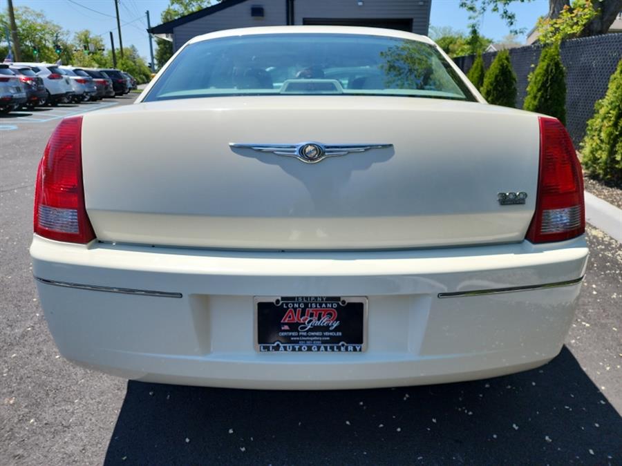 2005 Chrysler 300 4dr Sdn 300 Touring *Ltd Avail*, available for sale in Islip, New York | L.I. Auto Gallery. Islip, New York 2005 Chrysler 300 4dr Sdn 300 Touring *Ltd Avail*, available for sale in Islip, New York | L.I. Auto Gallery. Islip, New York