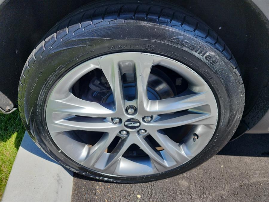 2015 Lincoln MKC AWD 4dr, available for sale in Islip, New York | L.I. Auto Gallery. Islip, New York 2015 Lincoln MKC AWD 4dr, available for sale in Islip, New York | L.I. Auto Gallery. Islip, New York