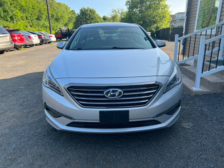 2015 Hyundai Sonata 4dr Sdn 2.4L Limited, available for sale in Berlin, Connecticut | Main Auto of Berlin. Berlin, Connecticut 2015 Hyundai Sonata 4dr Sdn 2.4L Limited, available for sale in Berlin, Connecticut | Main Auto of Berlin. Berlin, Connecticut