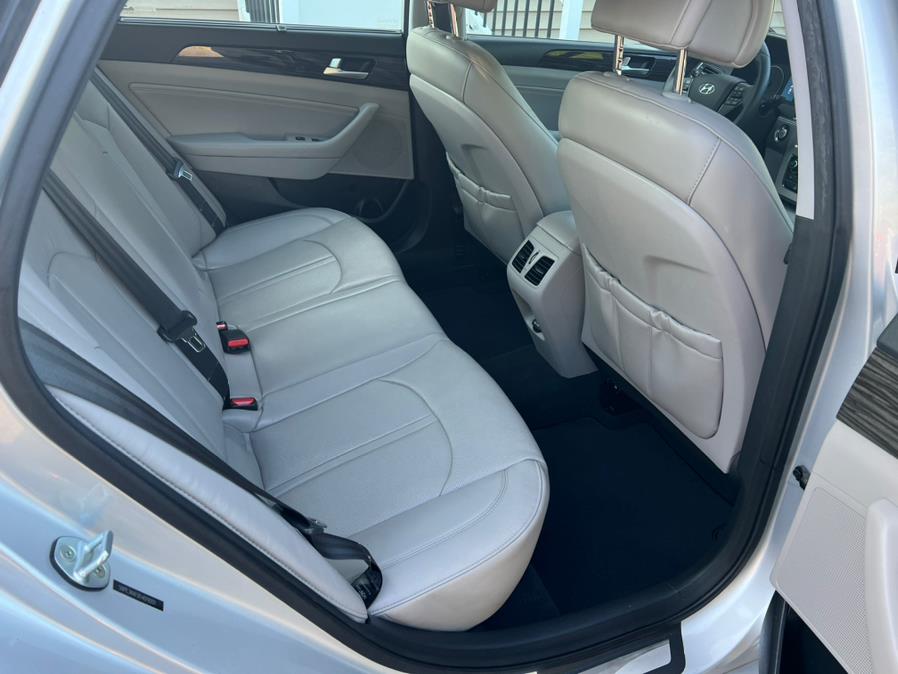 2015 Hyundai Sonata 4dr Sdn 2.4L Limited, available for sale in Berlin, Connecticut | Main Auto of Berlin. Berlin, Connecticut 2015 Hyundai Sonata 4dr Sdn 2.4L Limited, available for sale in Berlin, Connecticut | Main Auto of Berlin. Berlin, Connecticut