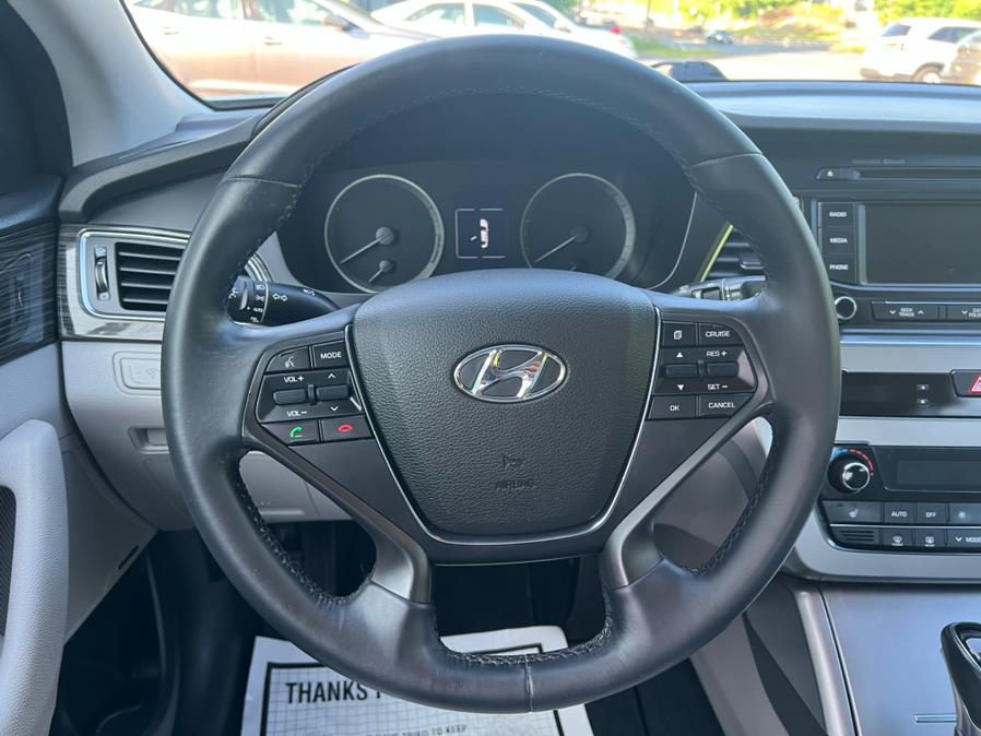 2015 Hyundai Sonata 4dr Sdn 2.4L Limited, available for sale in Berlin, Connecticut | Main Auto of Berlin. Berlin, Connecticut 2015 Hyundai Sonata 4dr Sdn 2.4L Limited, available for sale in Berlin, Connecticut | Main Auto of Berlin. Berlin, Connecticut