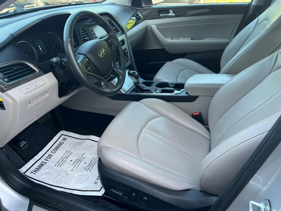 2015 Hyundai Sonata 4dr Sdn 2.4L Limited, available for sale in Berlin, Connecticut | Main Auto of Berlin. Berlin, Connecticut 2015 Hyundai Sonata 4dr Sdn 2.4L Limited, available for sale in Berlin, Connecticut | Main Auto of Berlin. Berlin, Connecticut