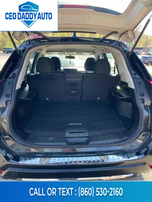 2018 Nissan Rogue AWD SV, available for sale in Online only, Connecticut | CEO DADDY AUTO. Online only, Connecticut 2018 Nissan Rogue AWD SV, available for sale in Online only, Connecticut | CEO DADDY AUTO. Online only, Connecticut