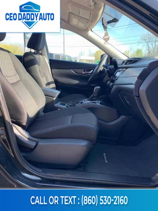 2018 Nissan Rogue AWD SV, available for sale in Online only, Connecticut | CEO DADDY AUTO. Online only, Connecticut 2018 Nissan Rogue AWD SV, available for sale in Online only, Connecticut | CEO DADDY AUTO. Online only, Connecticut