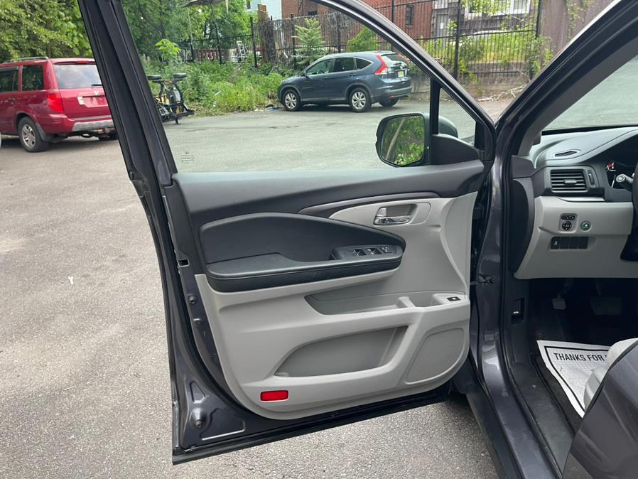 2016 Honda Pilot AWD 4dr EX, available for sale in Irvington, New Jersey | Elis Motors Corp. Irvington, New Jersey 2016 Honda Pilot AWD 4dr EX, available for sale in Irvington, New Jersey | Elis Motors Corp. Irvington, New Jersey