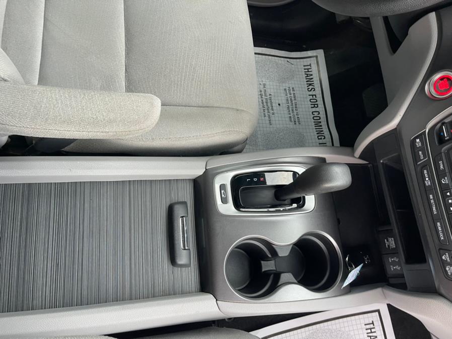 2016 Honda Pilot AWD 4dr EX, available for sale in Irvington, New Jersey | Elis Motors Corp. Irvington, New Jersey 2016 Honda Pilot AWD 4dr EX, available for sale in Irvington, New Jersey | Elis Motors Corp. Irvington, New Jersey