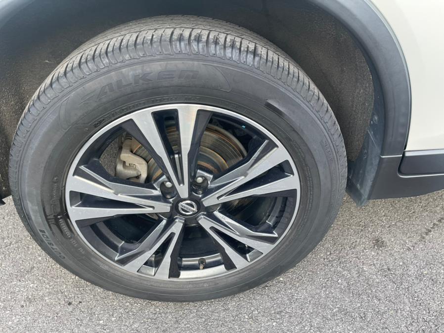 2020 Nissan Rogue AWD SV, available for sale in Irvington, New Jersey | Elis Motors Corp. Irvington, New Jersey 2020 Nissan Rogue AWD SV, available for sale in Irvington, New Jersey | Elis Motors Corp. Irvington, New Jersey