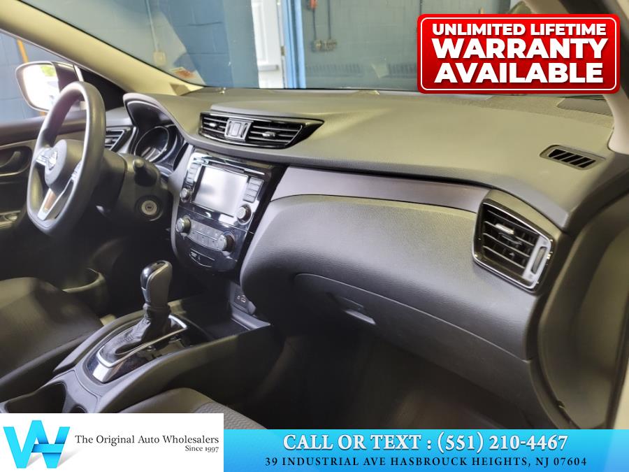 2020 Nissan Rogue Sport AWD S, available for sale in Hasbrouck Heights, New Jersey | AW Auto & Truck Wholesalers, Inc. Hasbrouck Heights, New Jersey 2020 Nissan Rogue Sport AWD S, available for sale in Hasbrouck Heights, New Jersey | AW Auto & Truck Wholesalers, Inc. Hasbrouck Heights, New Jersey
