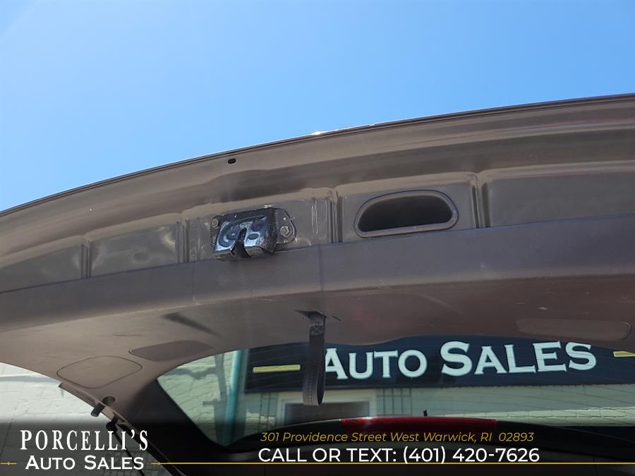 2011 Hyundai Santa Fe AWD 4dr V6 Auto Limited, available for sale in West Warwick, Rhode Island | Porcelli's Auto Sales. West Warwick, Rhode Island 2011 Hyundai Santa Fe AWD 4dr V6 Auto Limited, available for sale in West Warwick, Rhode Island | Porcelli's Auto Sales. West Warwick, Rhode Island