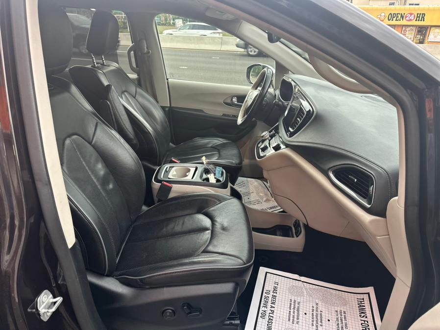 2018 Chrysler Pacifica Limited FWD, available for sale in Bloomingdale, New Jersey | Bloomingdale Auto Group. Bloomingdale, New Jersey 2018 Chrysler Pacifica Limited FWD, available for sale in Bloomingdale, New Jersey | Bloomingdale Auto Group. Bloomingdale, New Jersey