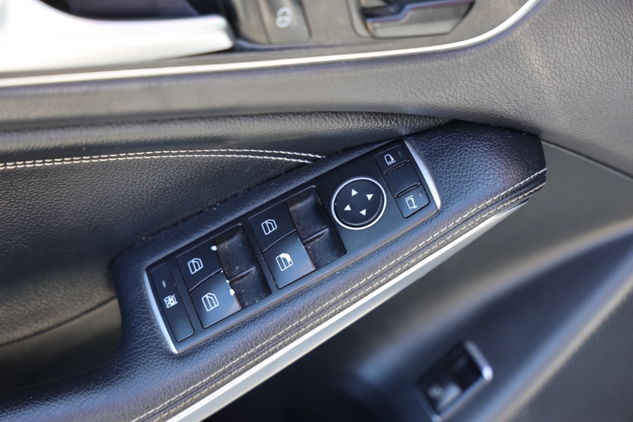 2015 Mercedes-Benz GLA-Class 4MATIC 4dr GLA250, available for sale in Jamaica, New York | Hillside Auto Mall Inc.. Jamaica, New York 2015 Mercedes-Benz GLA-Class 4MATIC 4dr GLA250, available for sale in Jamaica, New York | Hillside Auto Mall Inc.. Jamaica, New York