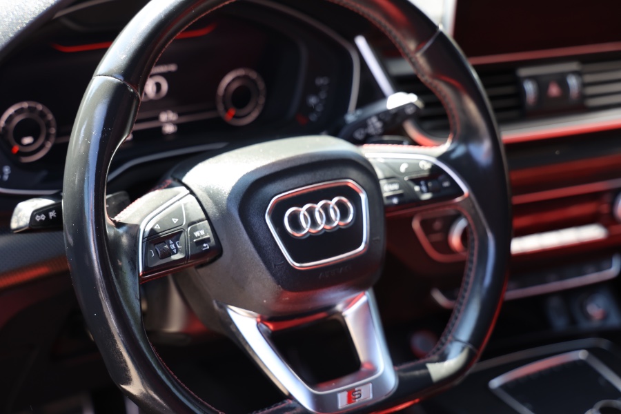 2018 Audi SQ5 3.0 TFSI Premium Plus, available for sale in Jamaica, New York | Hillside Auto Mall Inc.. Jamaica, New York 2018 Audi SQ5 3.0 TFSI Premium Plus, available for sale in Jamaica, New York | Hillside Auto Mall Inc.. Jamaica, New York