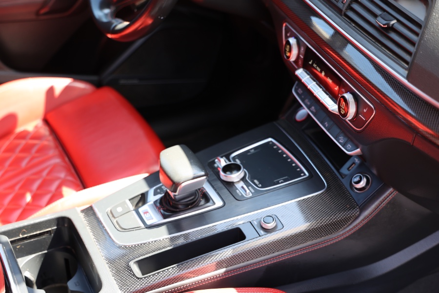 2018 Audi SQ5 3.0 TFSI Premium Plus, available for sale in Jamaica, New York | Hillside Auto Mall Inc.. Jamaica, New York 2018 Audi SQ5 3.0 TFSI Premium Plus, available for sale in Jamaica, New York | Hillside Auto Mall Inc.. Jamaica, New York