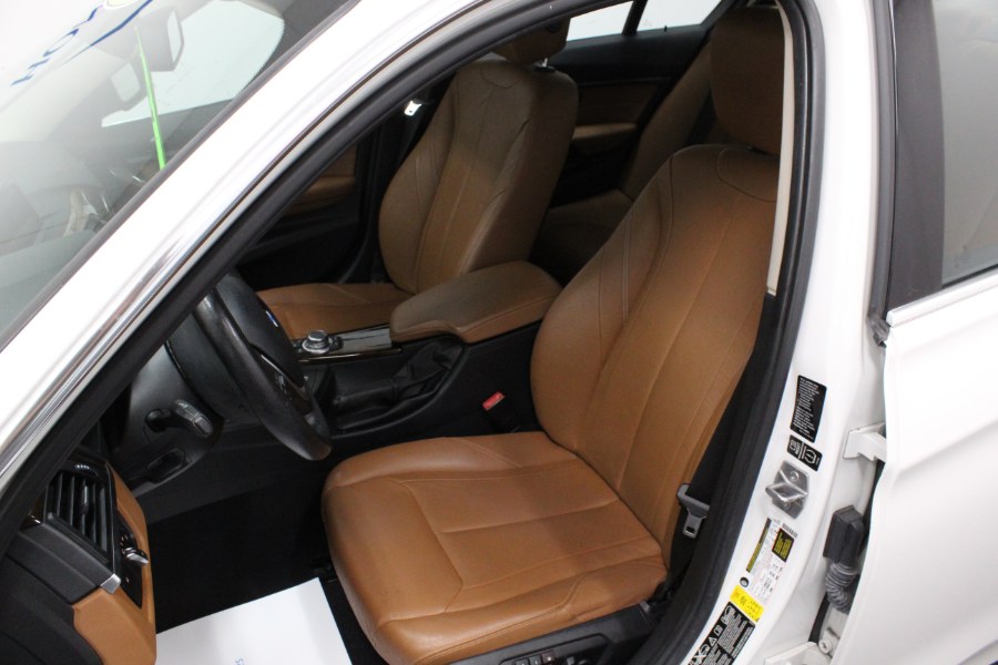 2013 BMW 3 Series 4dr Sdn 328i xDrive AWD SULEV, available for sale in Plainville, Connecticut | New England Auto Sales LLC. Plainville, Connecticut 2013 BMW 3 Series 4dr Sdn 328i xDrive AWD SULEV, available for sale in Plainville, Connecticut | New England Auto Sales LLC. Plainville, Connecticut