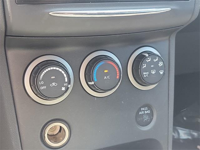 2015 Nissan Rogue Select S, available for sale in Stratford, Connecticut | Wiz Leasing Inc. Stratford, Connecticut 2015 Nissan Rogue Select S, available for sale in Stratford, Connecticut | Wiz Leasing Inc. Stratford, Connecticut