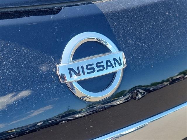 2015 Nissan Rogue Select S, available for sale in Stratford, Connecticut | Wiz Leasing Inc. Stratford, Connecticut 2015 Nissan Rogue Select S, available for sale in Stratford, Connecticut | Wiz Leasing Inc. Stratford, Connecticut