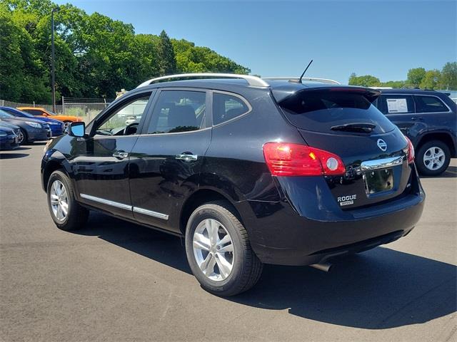 2015 Nissan Rogue Select S, available for sale in Stratford, Connecticut | Wiz Leasing Inc. Stratford, Connecticut 2015 Nissan Rogue Select S, available for sale in Stratford, Connecticut | Wiz Leasing Inc. Stratford, Connecticut