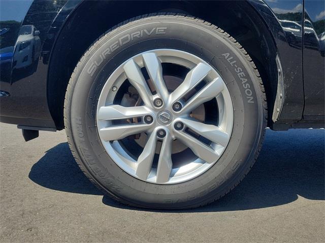 2015 Nissan Rogue Select S, available for sale in Stratford, Connecticut | Wiz Leasing Inc. Stratford, Connecticut 2015 Nissan Rogue Select S, available for sale in Stratford, Connecticut | Wiz Leasing Inc. Stratford, Connecticut