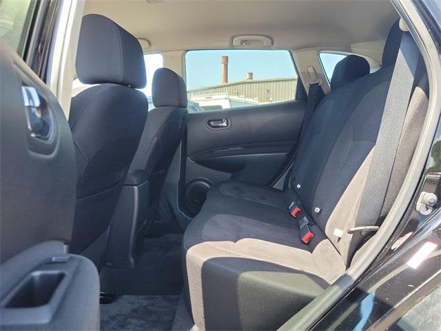 2015 Nissan Rogue Select S, available for sale in Stratford, Connecticut | Wiz Leasing Inc. Stratford, Connecticut 2015 Nissan Rogue Select S, available for sale in Stratford, Connecticut | Wiz Leasing Inc. Stratford, Connecticut