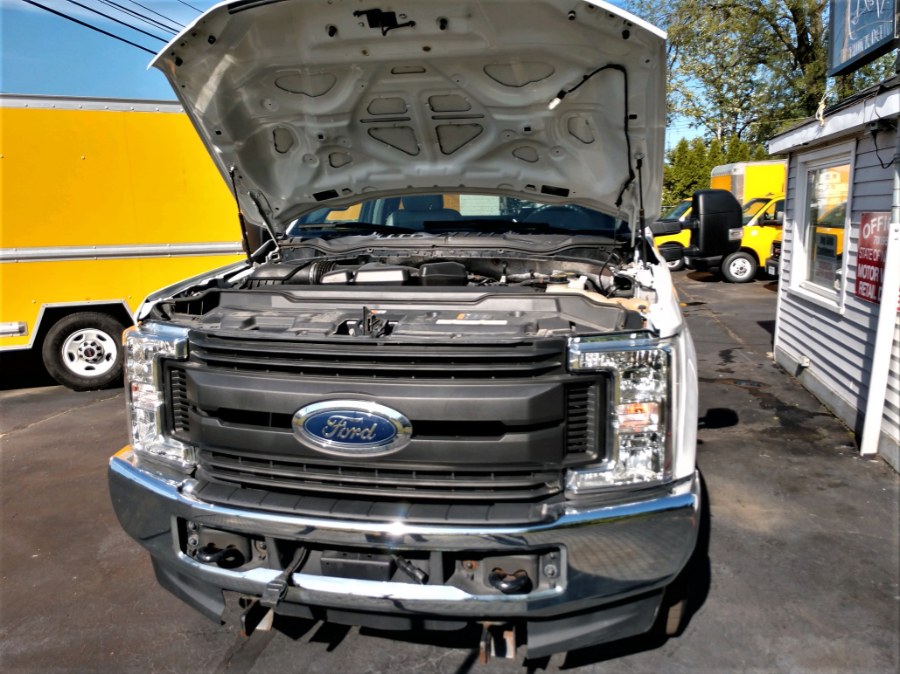 2017 Ford Super Duty F-250 SRW XL 4WD Reg Cab 8'' Box, available for sale in COPIAGUE, New York | Warwick Auto Sales Inc. COPIAGUE, New York 2017 Ford Super Duty F-250 SRW XL 4WD Reg Cab 8'' Box, available for sale in COPIAGUE, New York | Warwick Auto Sales Inc. COPIAGUE, New York