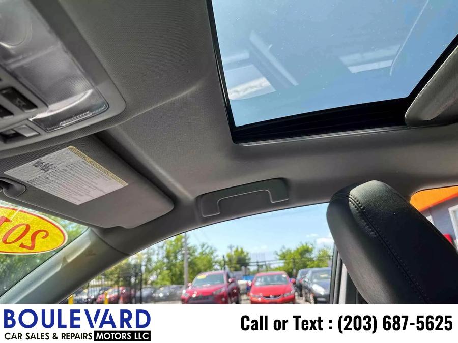 2014 Toyota Highlander XLE Sport Utility 4D, available for sale in New Haven, Connecticut | Boulevard Motors LLC. New Haven, Connecticut 2014 Toyota Highlander XLE Sport Utility 4D, available for sale in New Haven, Connecticut | Boulevard Motors LLC. New Haven, Connecticut