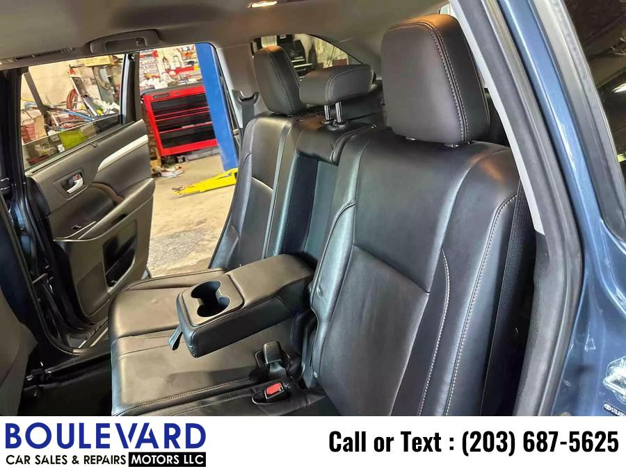2014 Toyota Highlander XLE Sport Utility 4D, available for sale in New Haven, Connecticut | Boulevard Motors LLC. New Haven, Connecticut 2014 Toyota Highlander XLE Sport Utility 4D, available for sale in New Haven, Connecticut | Boulevard Motors LLC. New Haven, Connecticut