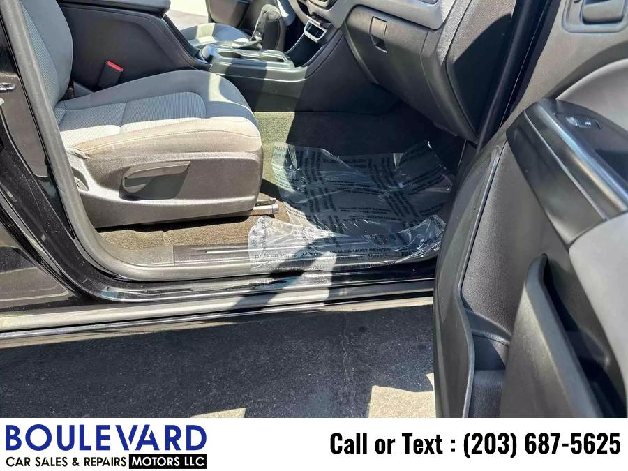 2015 Chevrolet Colorado Crew Cab Work Truck Pickup 4D 5 ft, available for sale in New Haven, Connecticut | Boulevard Motors LLC. New Haven, Connecticut 2015 Chevrolet Colorado Crew Cab Work Truck Pickup 4D 5 ft, available for sale in New Haven, Connecticut | Boulevard Motors LLC. New Haven, Connecticut