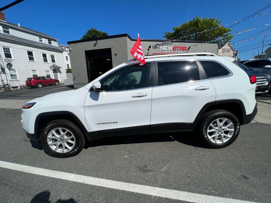 2015 Jeep Cherokee 4WD 4dr Latitude, available for sale in Peabody, Massachusetts | New Star Motors. Peabody, Massachusetts 2015 Jeep Cherokee 4WD 4dr Latitude, available for sale in Peabody, Massachusetts | New Star Motors. Peabody, Massachusetts