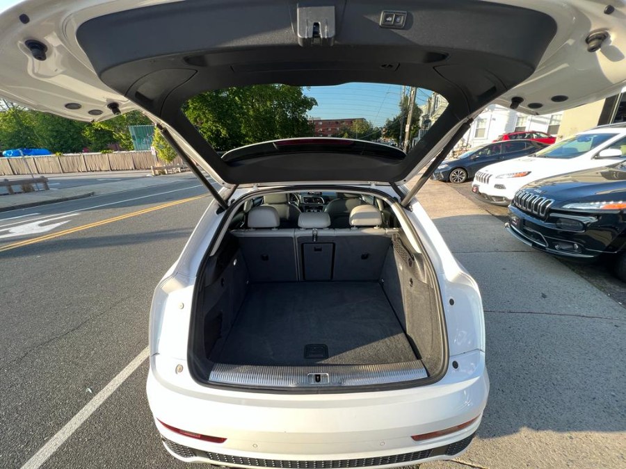 2016 Audi Q3 quattro 4dr Prestige, available for sale in Peabody, Massachusetts | New Star Motors. Peabody, Massachusetts 2016 Audi Q3 quattro 4dr Prestige, available for sale in Peabody, Massachusetts | New Star Motors. Peabody, Massachusetts