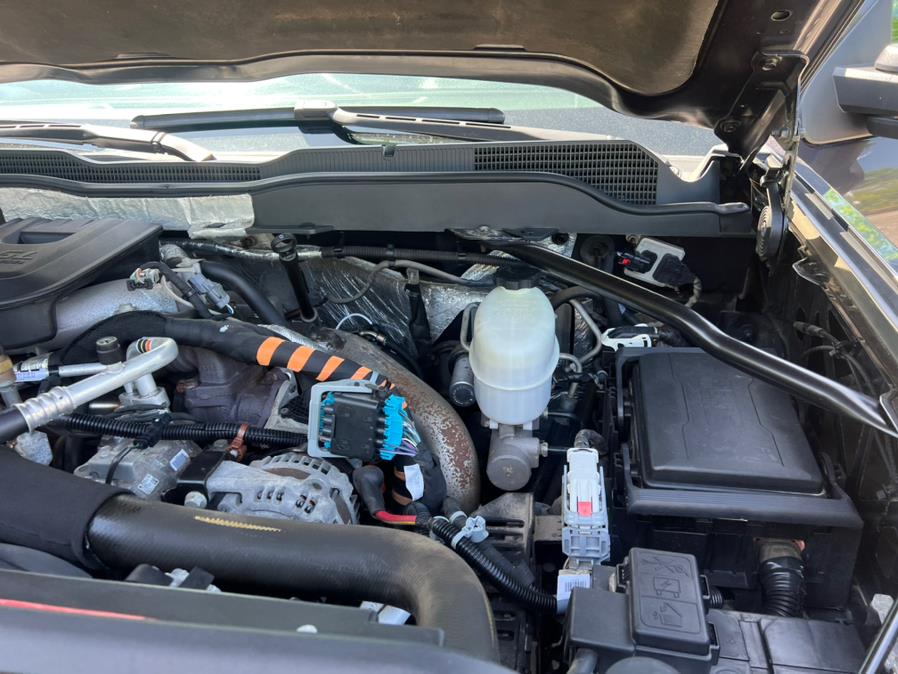 2016 Chevrolet Silverado 3500HD 4WD Crew Cab 171.5" WB, 59.06" CA WT, available for sale in Waterbury, Connecticut | Platinum Auto Care. Waterbury, Connecticut 2016 Chevrolet Silverado 3500HD 4WD Crew Cab 171.5" WB, 59.06" CA WT, available for sale in Waterbury, Connecticut | Platinum Auto Care. Waterbury, Connecticut
