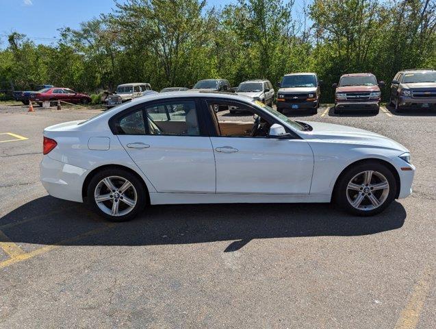 2014 BMW 3 Series 4dr Sdn 328i xDrive AWD SULEV, available for sale in Clinton, Connecticut | M&M Motors International. Clinton, Connecticut 2014 BMW 3 Series 4dr Sdn 328i xDrive AWD SULEV, available for sale in Clinton, Connecticut | M&M Motors International. Clinton, Connecticut