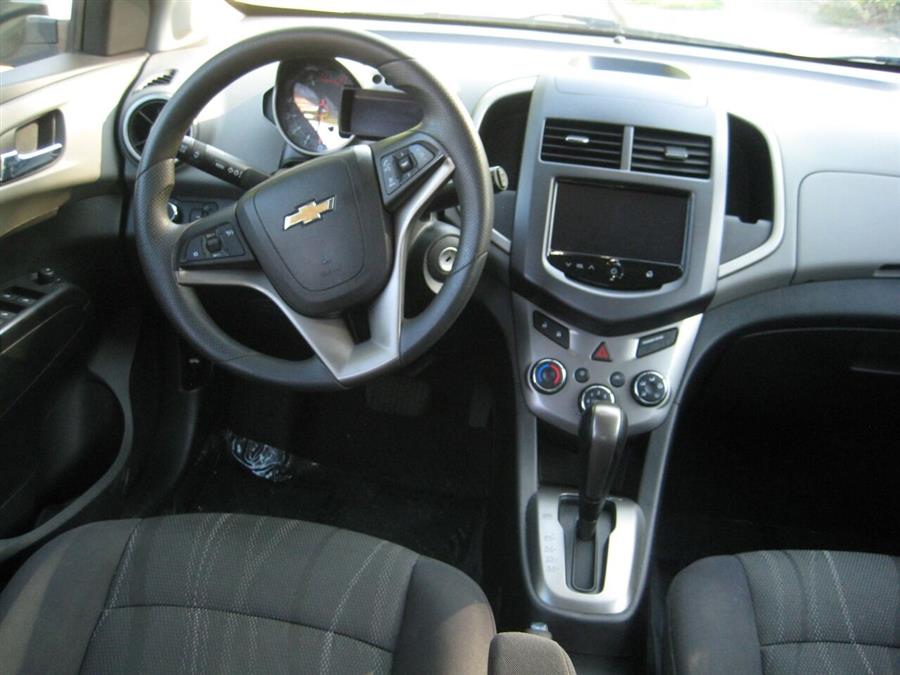 2013 Chevrolet Sonic LT Auto 4dr Hatchback, available for sale in Massapequa, New York | Rite Choice Auto Inc.. Massapequa, New York 2013 Chevrolet Sonic LT Auto 4dr Hatchback, available for sale in Massapequa, New York | Rite Choice Auto Inc.. Massapequa, New York