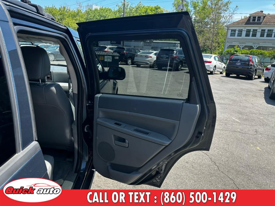2006 Jeep Grand Cherokee 4dr Laredo 4WD, available for sale in Bristol, Connecticut | Quick Auto LLC. Bristol, Connecticut 2006 Jeep Grand Cherokee 4dr Laredo 4WD, available for sale in Bristol, Connecticut | Quick Auto LLC. Bristol, Connecticut