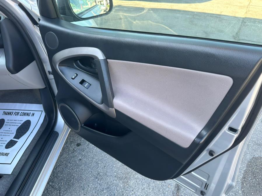 2008 Toyota RAV4 FWD 4dr 4-cyl 4-Spd AT, available for sale in Taunton, Massachusetts | Rt 138 Auto Center Inc . Taunton, Massachusetts 2008 Toyota RAV4 FWD 4dr 4-cyl 4-Spd AT, available for sale in Taunton, Massachusetts | Rt 138 Auto Center Inc . Taunton, Massachusetts