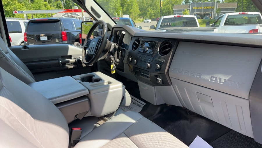 2015 Ford Super Duty F-350 SRW 4WD SuperCab 158" XL, available for sale in Waterbury, Connecticut | West End Automotive Center. Waterbury, Connecticut 2015 Ford Super Duty F-350 SRW 4WD SuperCab 158" XL, available for sale in Waterbury, Connecticut | West End Automotive Center. Waterbury, Connecticut