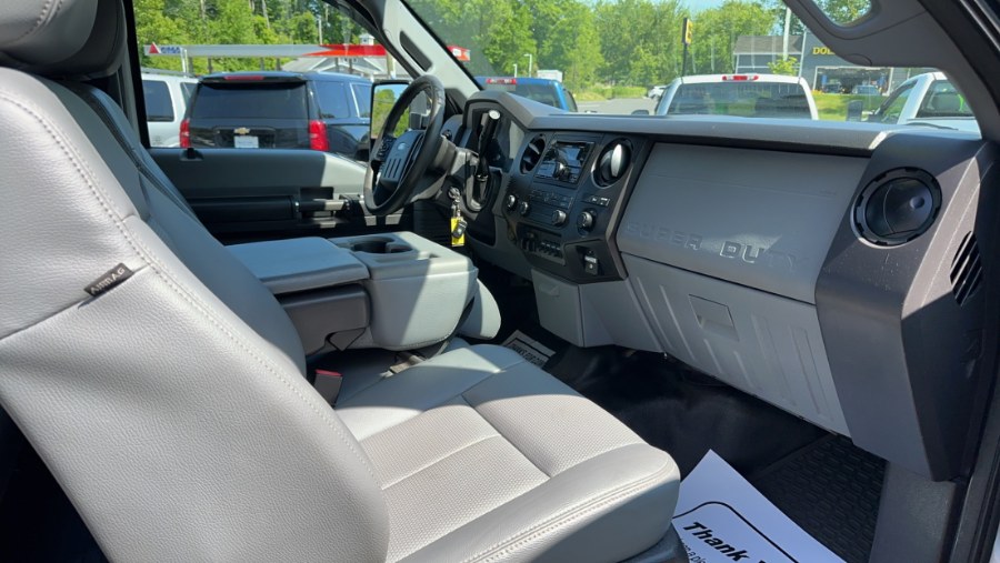 2015 Ford Super Duty F-350 SRW 4WD SuperCab 158" XL, available for sale in Waterbury, Connecticut | West End Automotive Center. Waterbury, Connecticut 2015 Ford Super Duty F-350 SRW 4WD SuperCab 158" XL, available for sale in Waterbury, Connecticut | West End Automotive Center. Waterbury, Connecticut