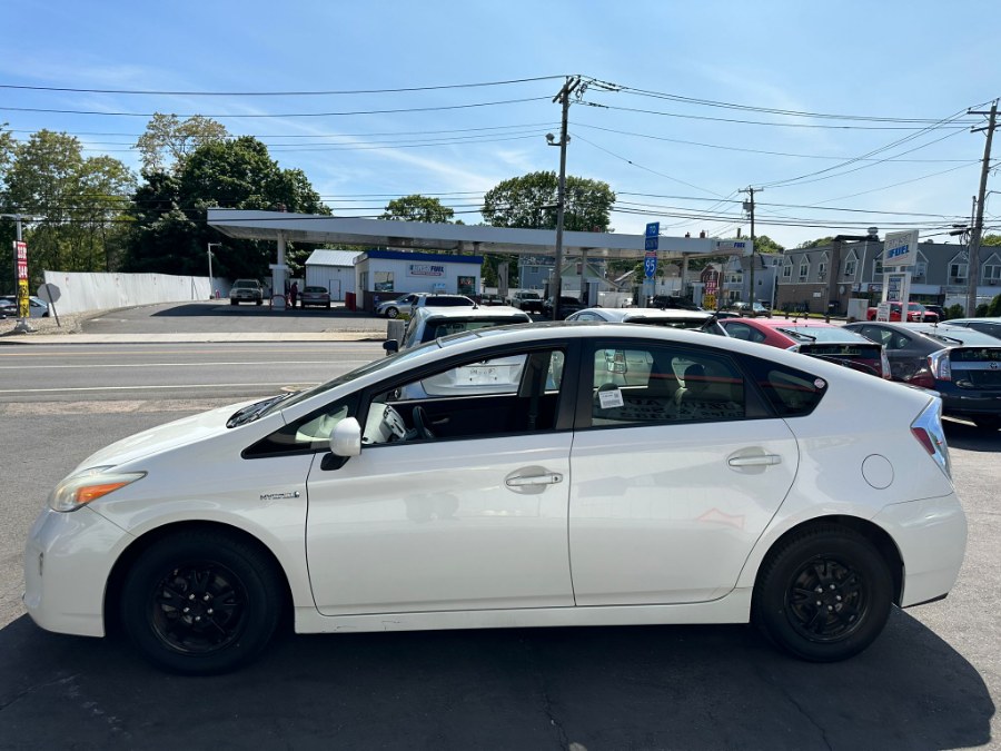 2013 Toyota Prius 5dr HB One (Natl), available for sale in West Haven, Connecticut | Uzun Auto. West Haven, Connecticut 2013 Toyota Prius 5dr HB One (Natl), available for sale in West Haven, Connecticut | Uzun Auto. West Haven, Connecticut